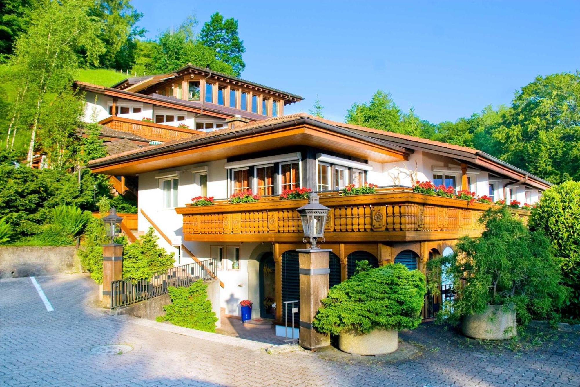 Seehotel Boutique Jaegerhof-Hubertus ファウレンゼー エクステリア 写真