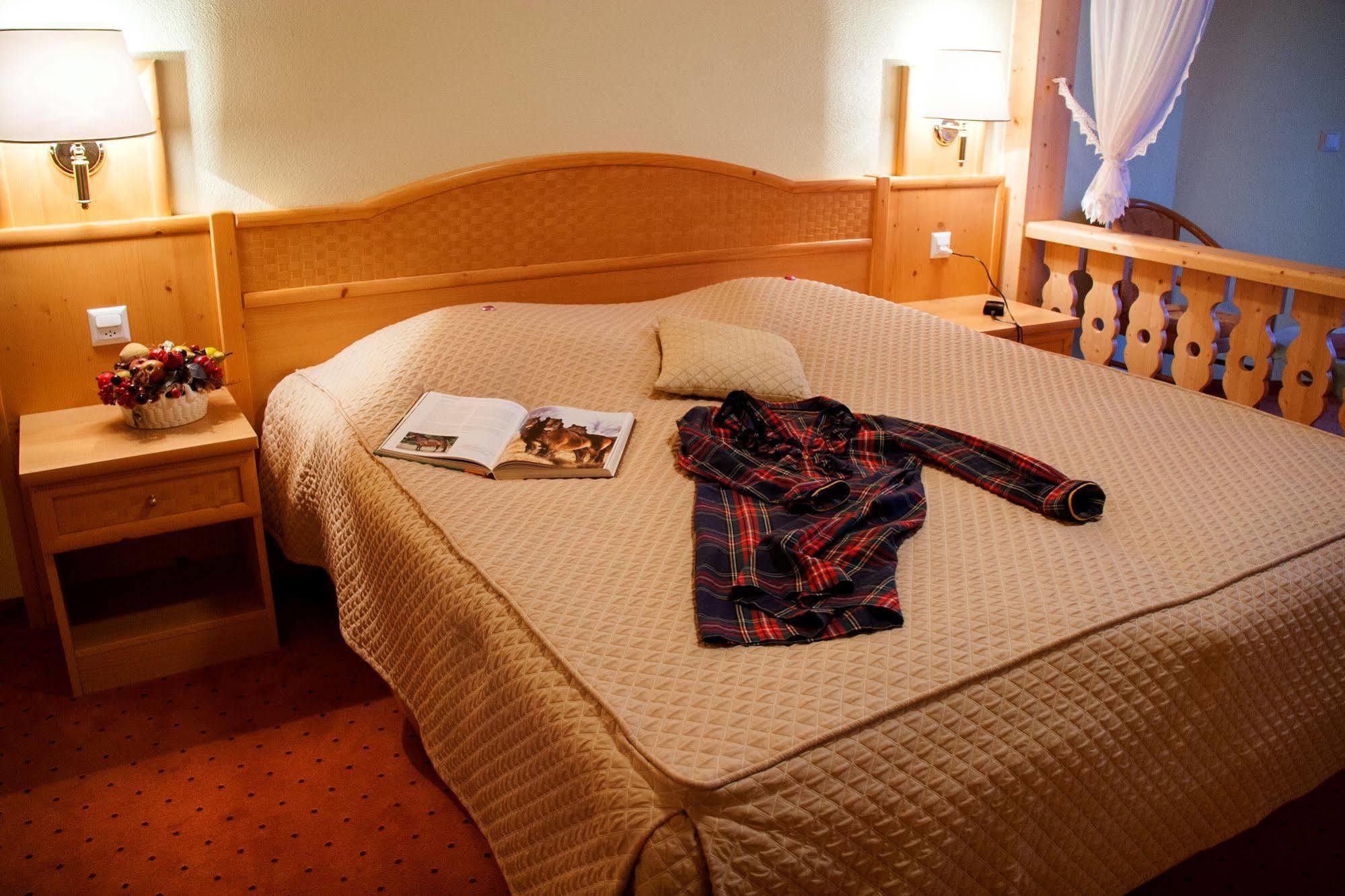 Seehotel Boutique Jaegerhof-Hubertus ファウレンゼー エクステリア 写真